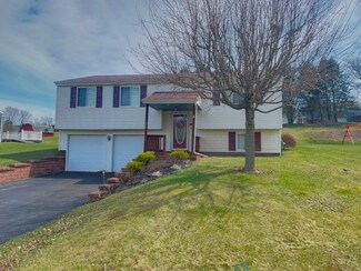 124 Sherwood Dr, Monaca, PA 15061