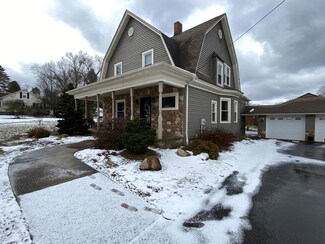 355 Oak Rd, Oil City, PA 16301