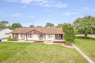 4243 W 90th Place, Hometown, IL 60456
