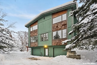 6855 Double Tree Ct, Anchorage, AK 99507