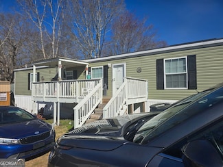 5973 Lights Ferry Rd, Flowery Branch, GA 30542