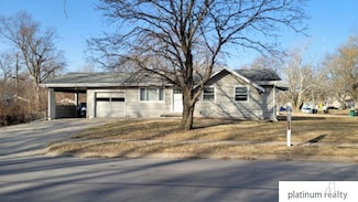 5218 N 60th Ave, Omaha, NE 68104