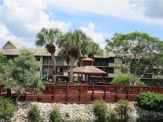 600 Neapolitan Way Unit 211, Naples, FL 34103