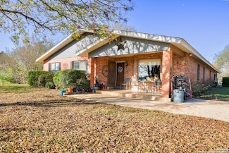 1023 Zigmont Rd, Adkins, TX 78101