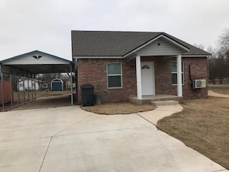 111 E Catalpa St, Lexington, OK 73051