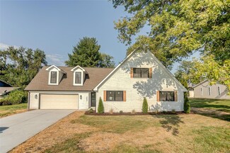 2207 Wildwood Dr, Glen Carbon, IL 62034