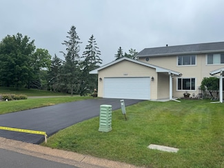 4569 Horizon Cir, Saint Paul, MN 55123