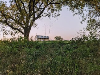 1032 SW 100th Rd, Holden, MO 64040