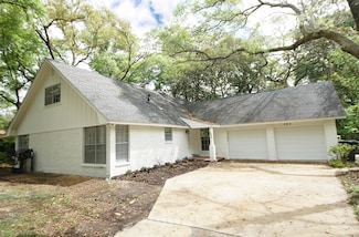 596 L Ombre Ct NE, Fort Walton Beach, FL 32547