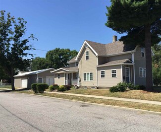 1635 Franklin St, South Bend, IN 46613