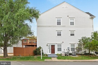 22918 Fleet Terrace, Sterling, VA 20166