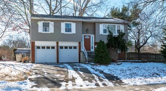 44 Woodland Rd, Bayville, NJ 08721