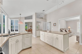 2247 NW Seagrass Dr, Palm City, FL 34990