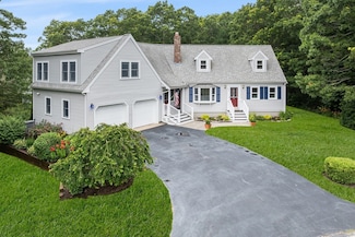 15 Dublin Dr, Plymouth, MA 02360