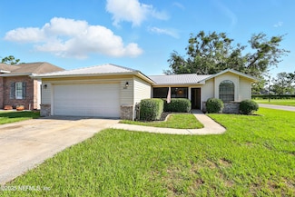 6102 W 1st Manor, Palatka, FL 32177