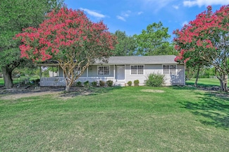 631 Lazy s Ranch Rd, Gunter, TX 75058