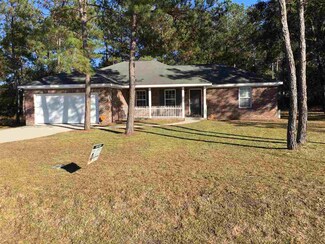 295 Sand Pine Cir, Midway, FL 32343
