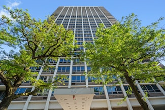 88 W Schiller St Unit 904L, Chicago, IL 60610