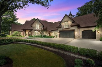 361 Merry Oaks Dr, Sycamore, IL 60178