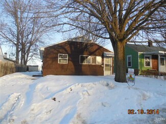 2213 Shadybrook Dr, Fort Wayne, IN 46803