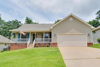 12400 Cherry Laurel Dr, Little Rock, AR 72211