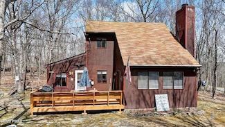 140 Robin Way, Lackawaxen, PA 18435
