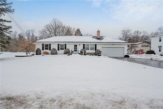 6099 Walnut St, Newfane, NY 14108