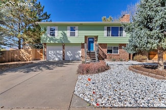 6812 Snowbird Terrace, Colorado Springs, CO 80918