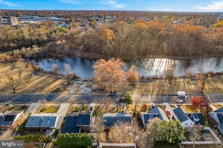 1061 Lakeshore Dr, Haddon Township, NJ 08108