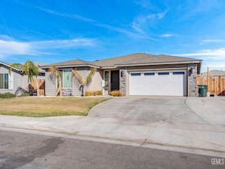 12316 Piano Dr, Bakersfield, CA 93311