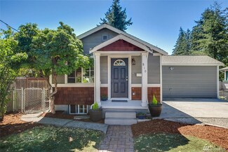 810 Spring St, Fircrest, WA 98466