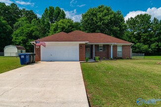 205 Brook Wind Dr, Hazel Green, AL 35750