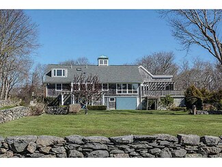 2 Warrens Point Rd, Little Compton, RI 02837