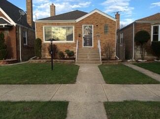 8225 S Fairfield Ave, Chicago, IL 60652