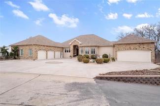 5 Willow Creek Ct, Saint Charles, MO 63304