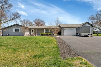 16821 Robinhood Dr, Orland Park, IL 60462