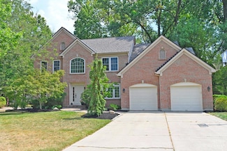 957 Paxton Lake Dr, Loveland, OH 45140