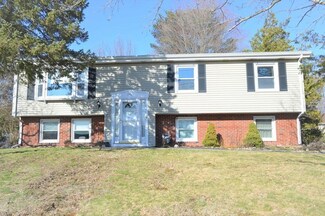 776 North St, Somerset, MA 02726