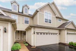 722 Amherst Dr, Sycamore, IL 60178
