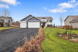 713 Harvest Dr SW, Lonsdale, MN 55046