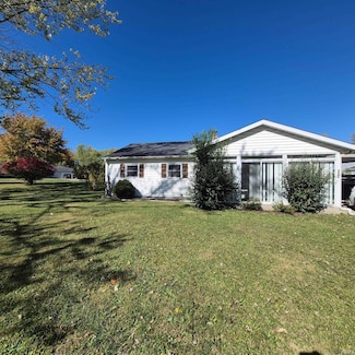 2900 S Chippewa Ln, Muncie, IN 47302