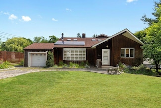 18 Harvard Ln, Hastings On Hudson, NY 10706