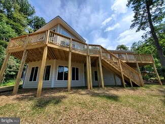 2168 High Top Rd, Linden, VA 22642