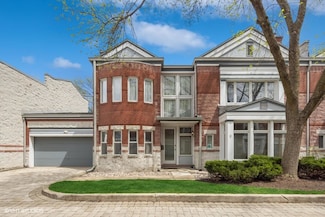 9 Manchester Ln, Elmhurst, IL 60126