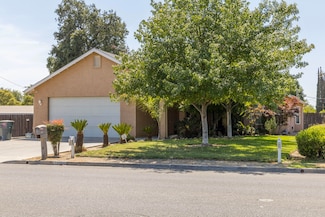 2231 S Chinowth St, Visalia, CA 93277