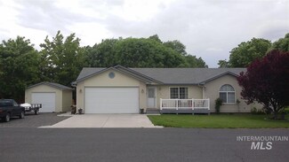 2731 Northview Dr, Hagerman, ID 83332