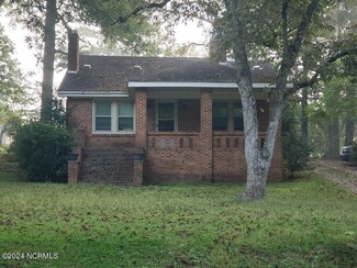 608 N Lee St, Rockingham, NC 28379