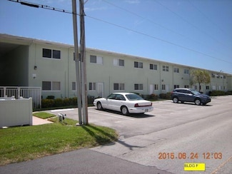 2100 NE 38th St Unit 216, Lighthouse Point, FL 33064