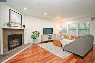 3279 Mt Diablo Ct Unit 1, Lafayette, CA 94549