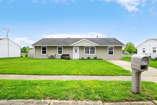 605 Memorial Dr, Edinburgh, IN 46124